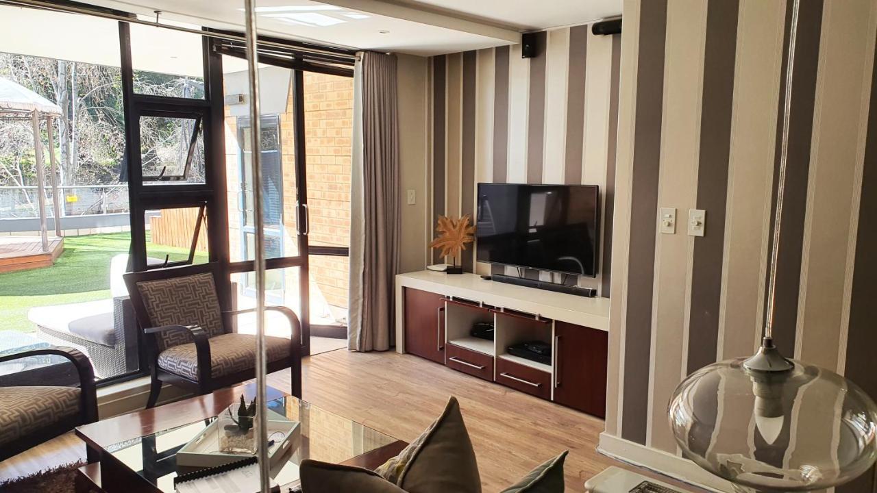 Zuri Residences At Ten Degrees Joanesburgo Exterior foto