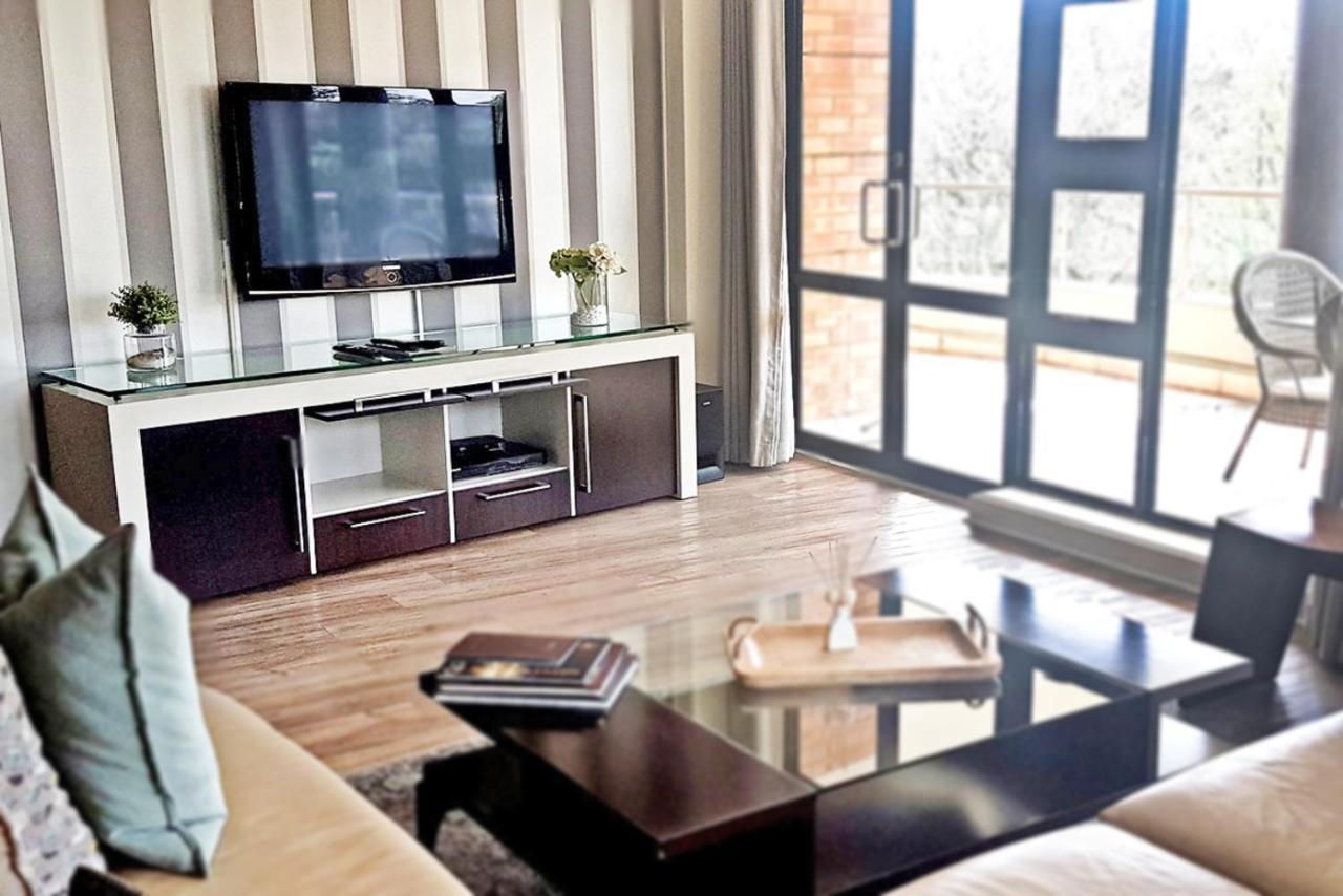Zuri Residences At Ten Degrees Joanesburgo Exterior foto